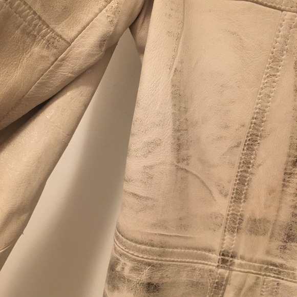 DKNY 100% leather jacket rare find! Made in Italy - Picture 4 of 12